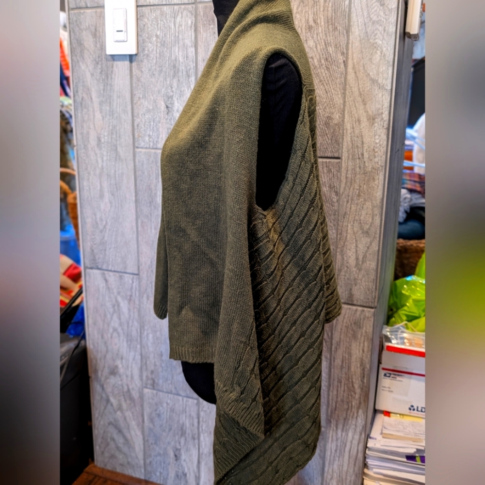 Women's knit wrap, olive green